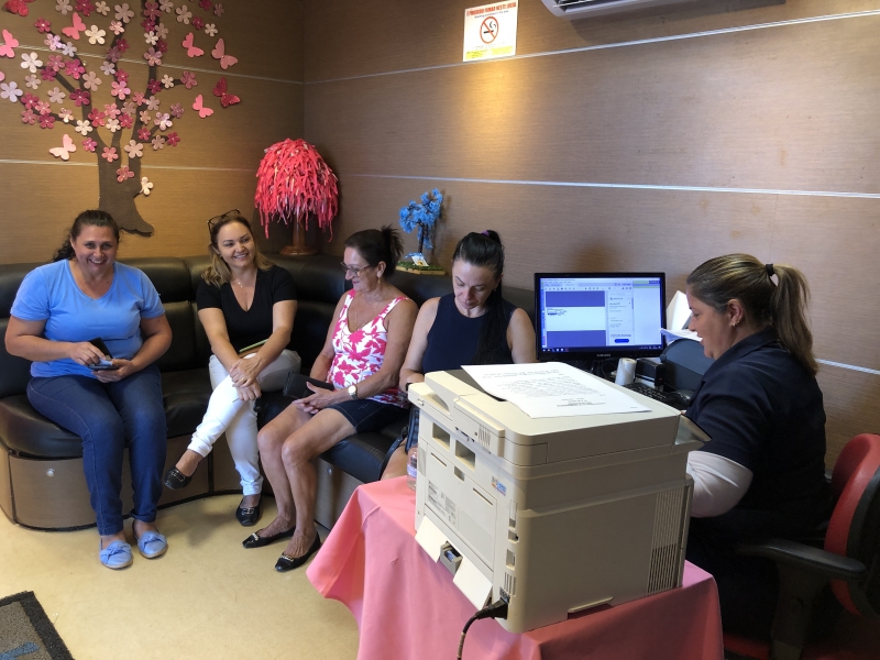 Carreta do Hospital do Amor oferta exames gratuitos para mulheres